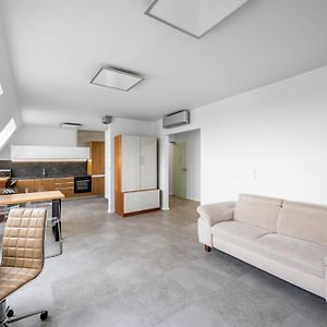 Appartement met Twee Kamers